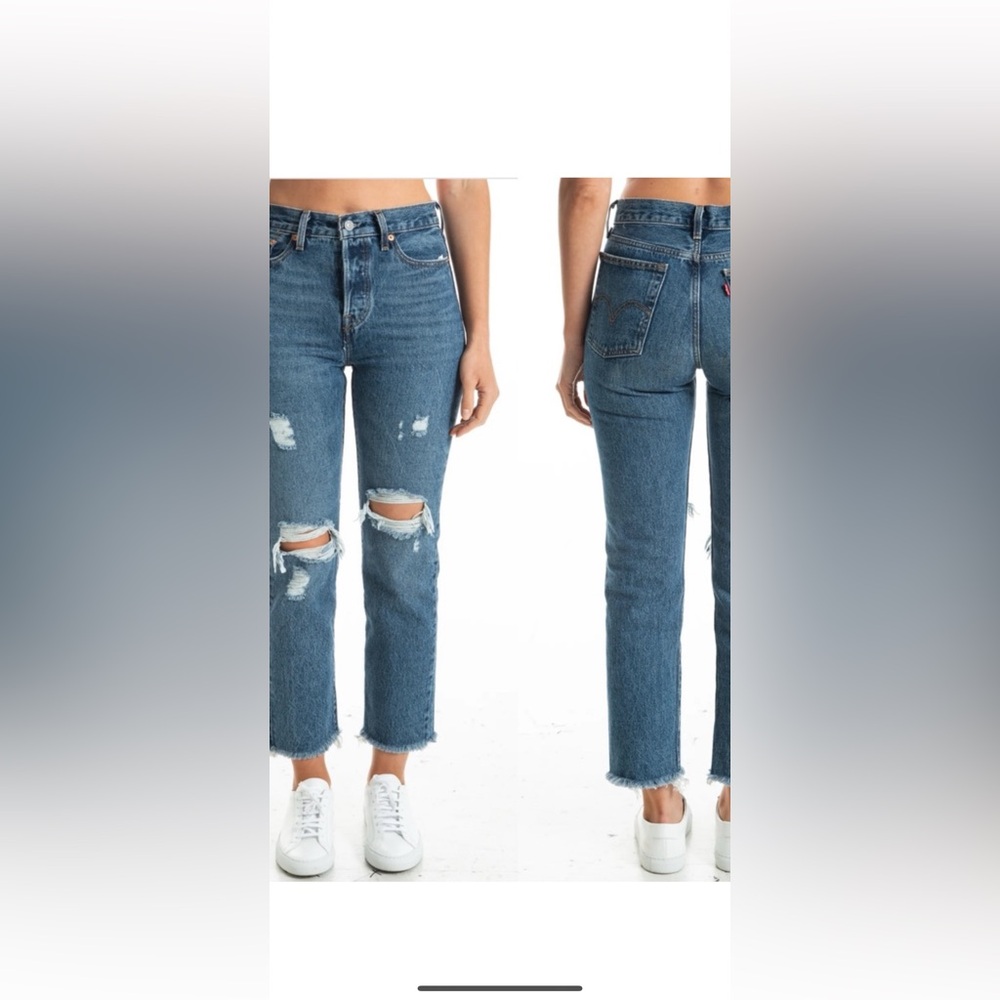 NWOT Levi's Wedgie Straight Button Fly Distressed Denim Jeans, Medium Indigo 24